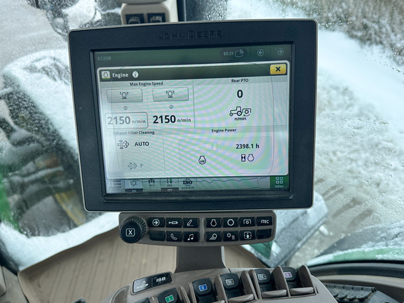 2015 John Deere 8320R Tractor