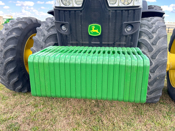 2015 John Deere 8370R Tractor