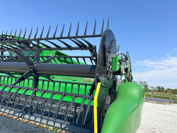 2024 John Deere RD45F Header Combine