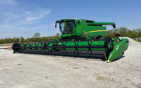 2024 John Deere RD45F Header Combine
