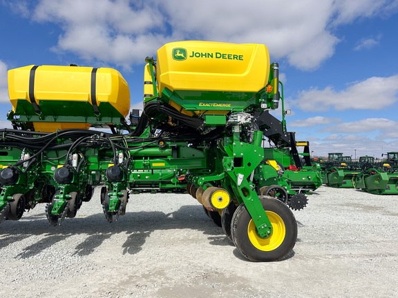 2025 John Deere 1775NT Planter