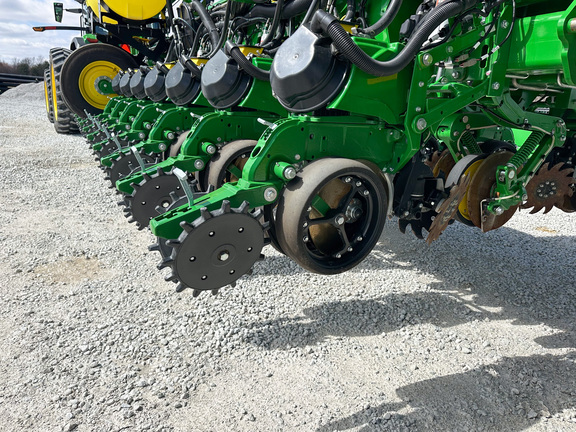 2025 John Deere 1775NT Planter