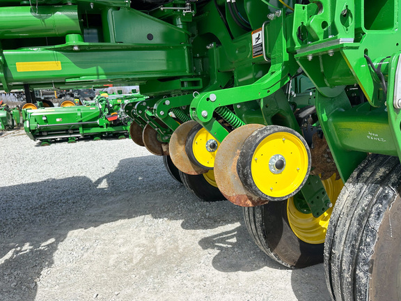 2025 John Deere 1775NT Planter