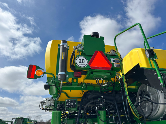 2025 John Deere 1775NT Planter