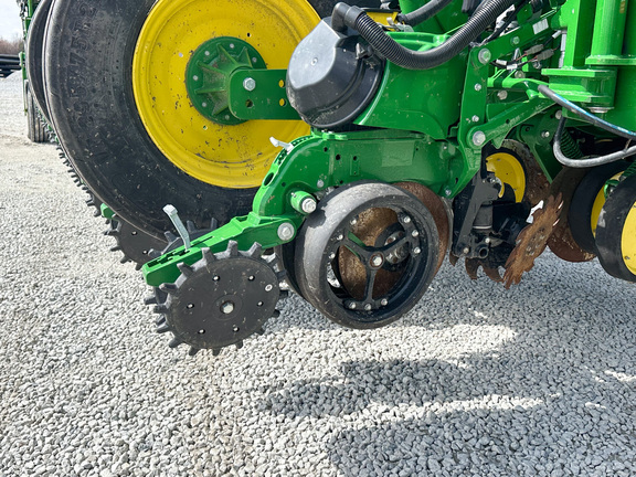 2025 John Deere 1775NT Planter