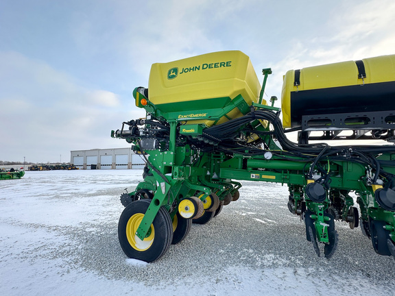 2022 John Deere 1775NT Planter