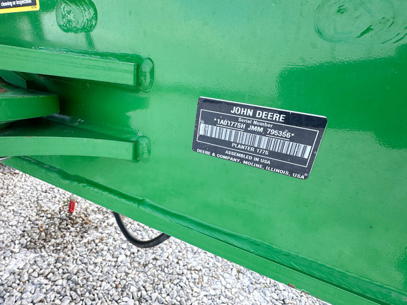 2022 John Deere 1775NT Planter