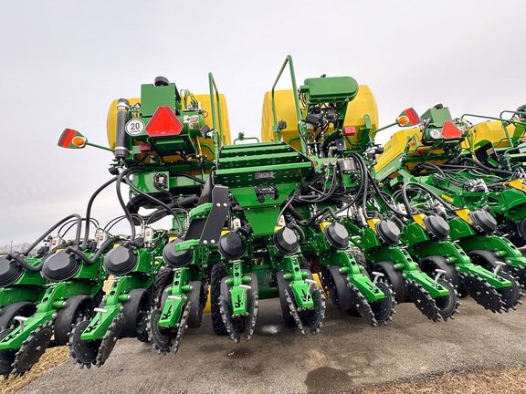 2025 John Deere DB60 Planter