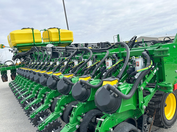 2025 John Deere DB60 Planter