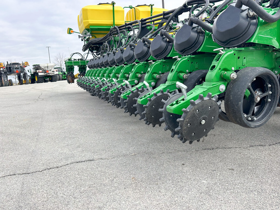 2025 John Deere DB60 Planter