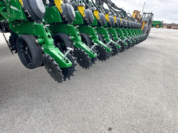 2025 John Deere DB60 Planter