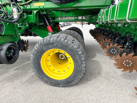 2025 John Deere DB60 Planter