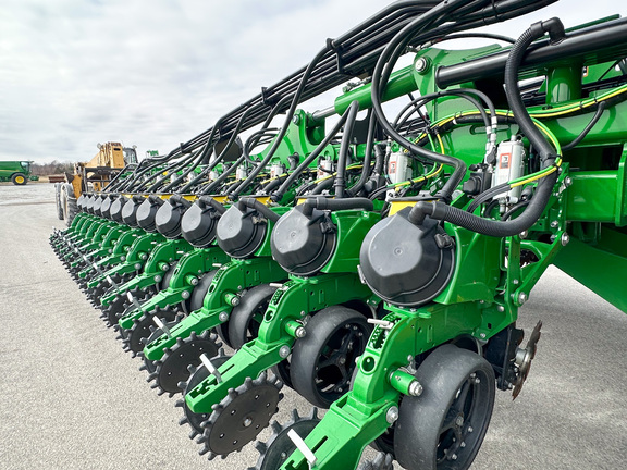2025 John Deere DB60 Planter