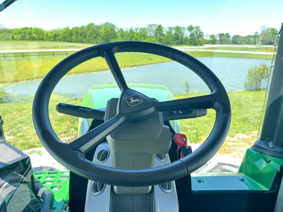 2024 John Deere 9R 640 Tractor 4WD