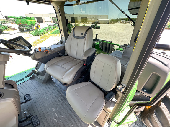 2024 John Deere 9R 640 Tractor 4WD