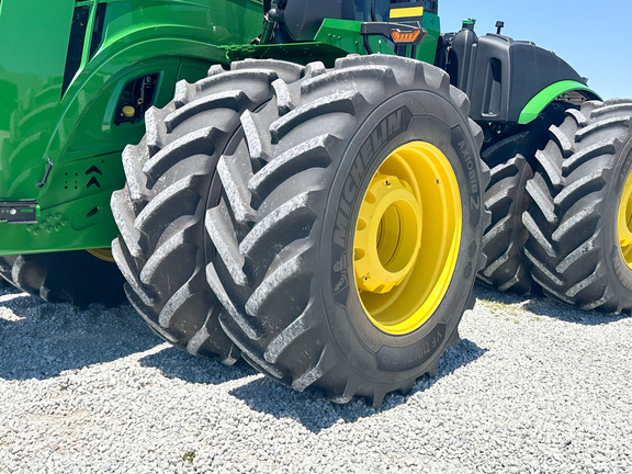 2024 John Deere 9R 640 Tractor 4WD