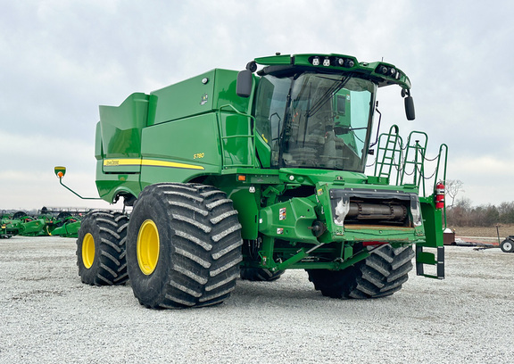 2022 John Deere S780 Combine