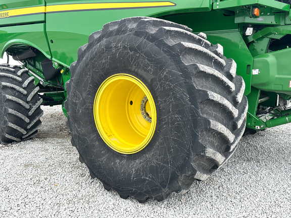 2022 John Deere S780 Combine