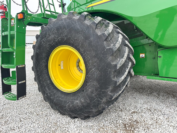 2022 John Deere S780 Combine