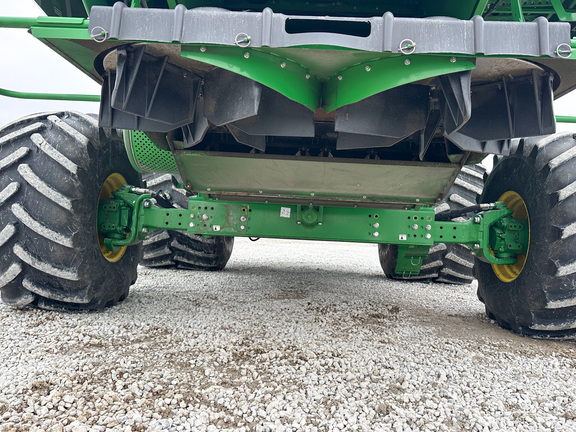 2022 John Deere S780 Combine