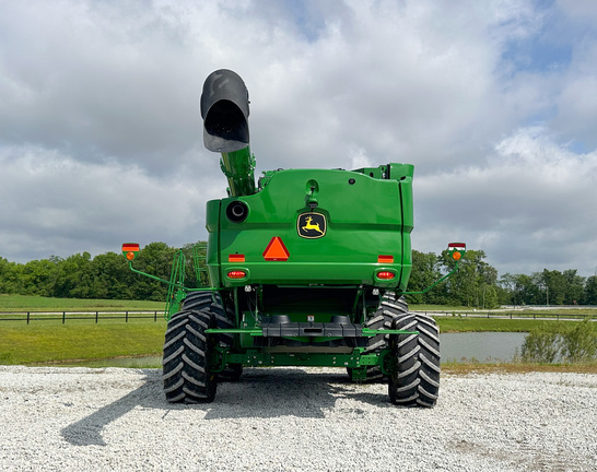 2022 John Deere S780 Combine