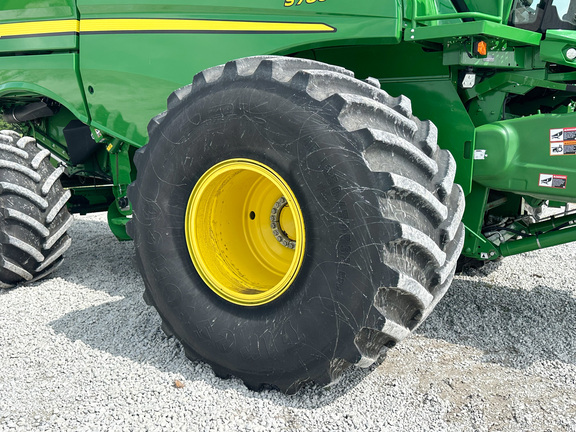 2022 John Deere S780 Combine