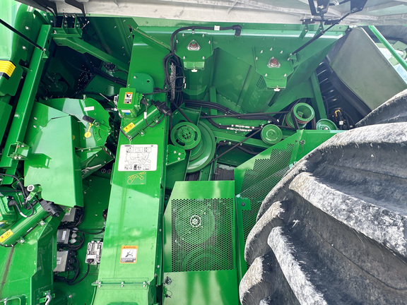 2022 John Deere S780 Combine