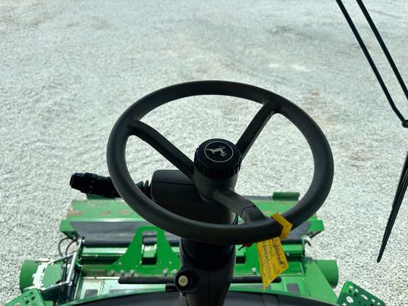 2022 John Deere S780 Combine