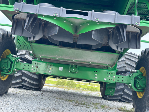 2022 John Deere S780 Combine