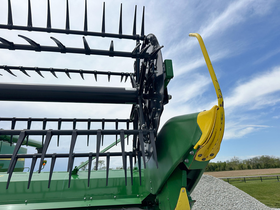 2021 John Deere RD40F Header Combine