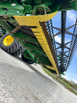 2021 John Deere RD40F Header Combine