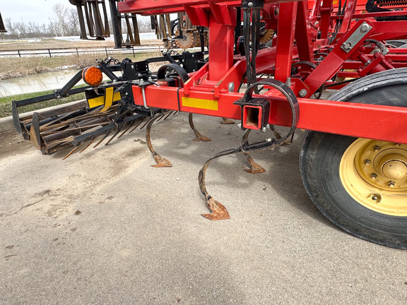 2010 Krause 5635-42 Field Cultivator
