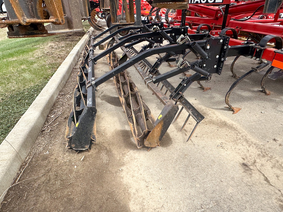 2010 Krause 5635-42 Field Cultivator
