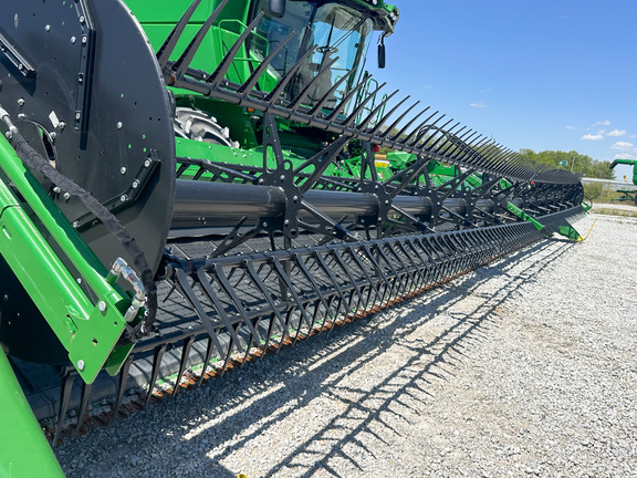2025 John Deere HDF 45 Header Combine