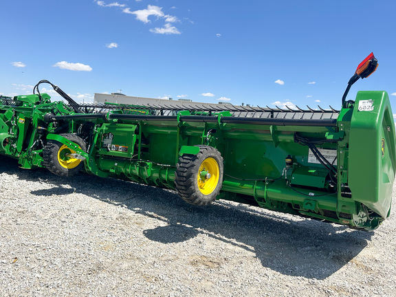 2025 John Deere HDF 45 Header Combine