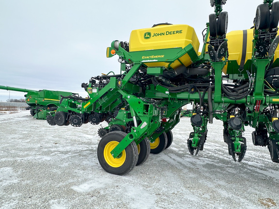 2025 John Deere 1795 Planter