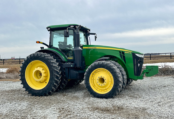 2012 John Deere 8360R Tractor