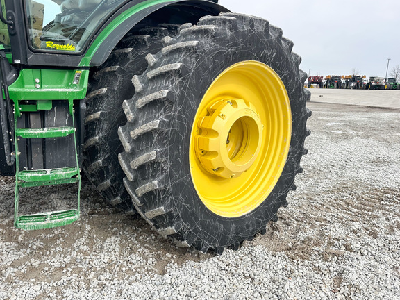 2012 John Deere 8360R Tractor
