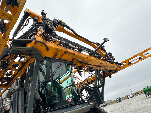 2021 Hagie STS12 Sprayer/High Clearance
