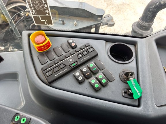 2021 Hagie STS12 Sprayer/High Clearance