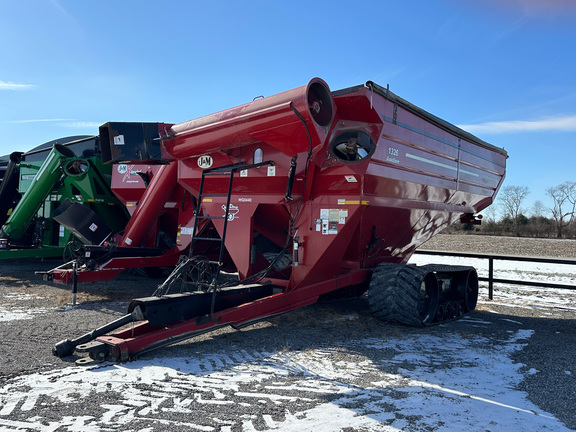 2010 J&M 1326-22S Grain Cart