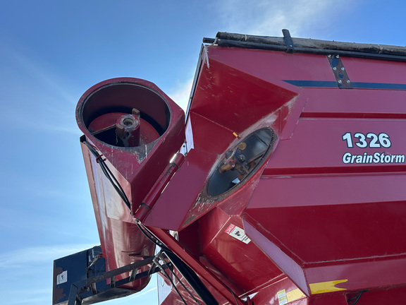 2010 J&M 1326-22S Grain Cart