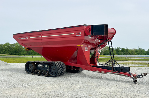 2010 J&M 1326-22S Grain Cart