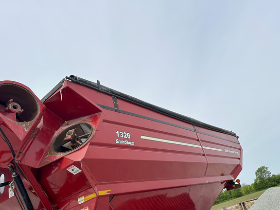 2010 J&M 1326-22S Grain Cart