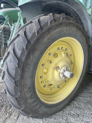 2013 John Deere 7200R Tractor