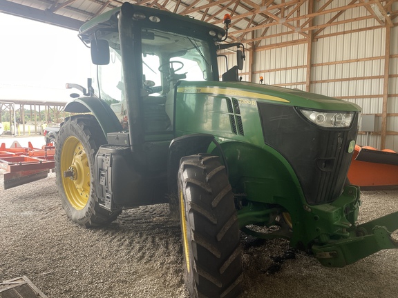 2013 John Deere 7200R Tractor