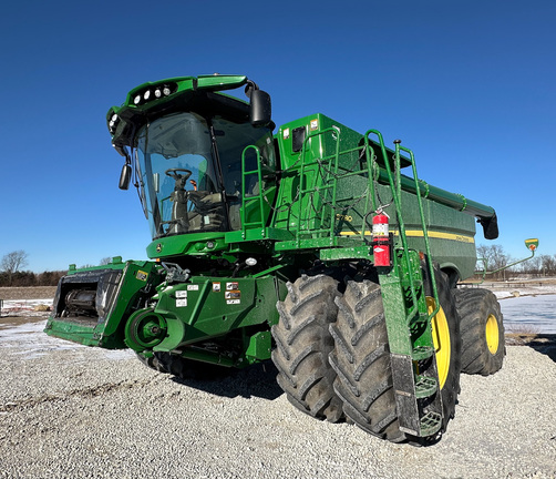 2021 John Deere S780 Combine