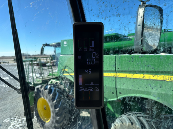 2021 John Deere S780 Combine