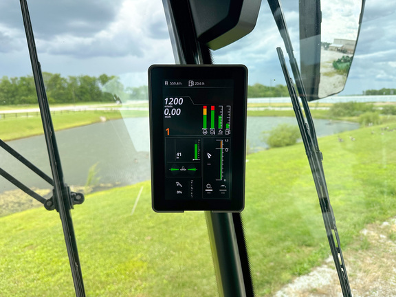 2025 John Deere S7 800 Combine