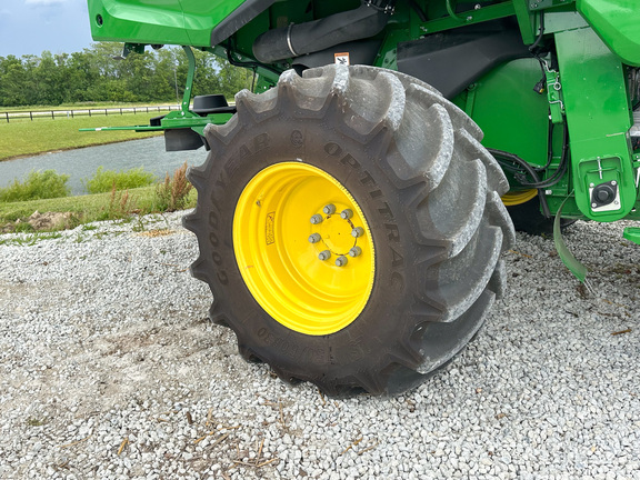 2025 John Deere S7 800 Combine